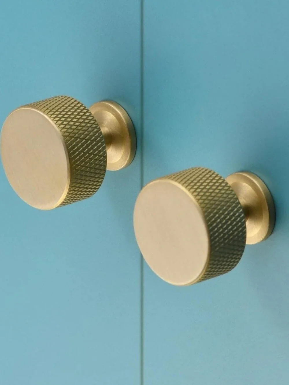 Urnew Brand 5 Pack Solid Brushed Brass 1.1